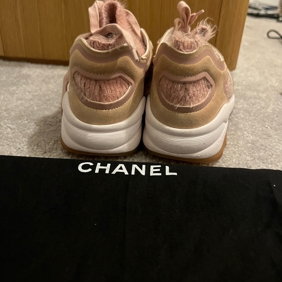 Chanel Sneakers Size 36 - Picture 3 of 4